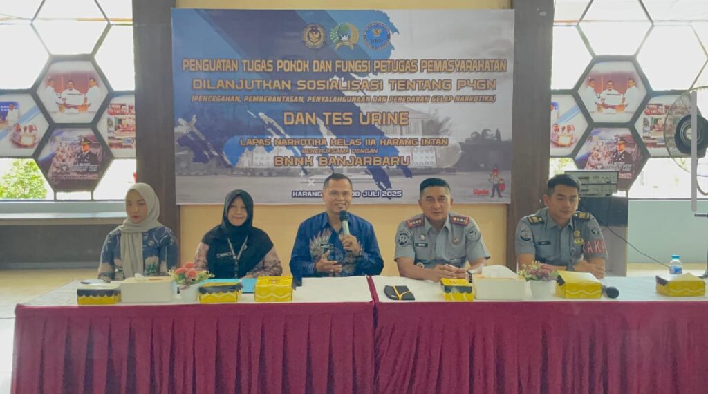 Komitmen Jaga Integritas, Lapas Narkotika Karang Intan dan BNNK Banjarbaru Laksanakan Tes Urine Pegawai dan Warga Binaan