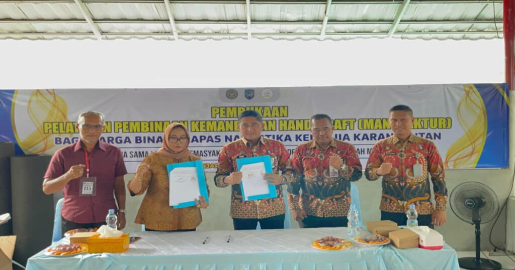 Lapas Narkotika Karang Intan Gelar Pembukaan Pelatihan Pembinaan Kemandirian Handicraft (Manufaktur) bagi Warga Binaan